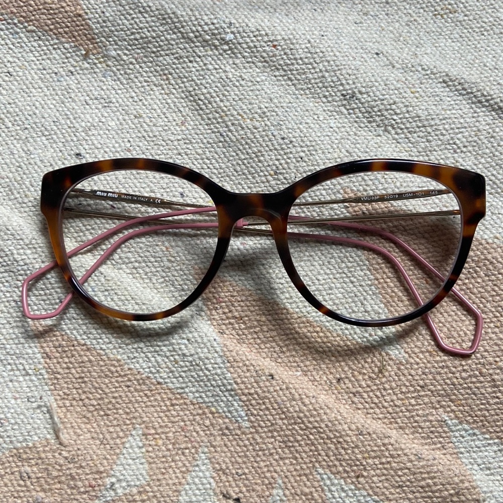 MIU MIU GLASSES